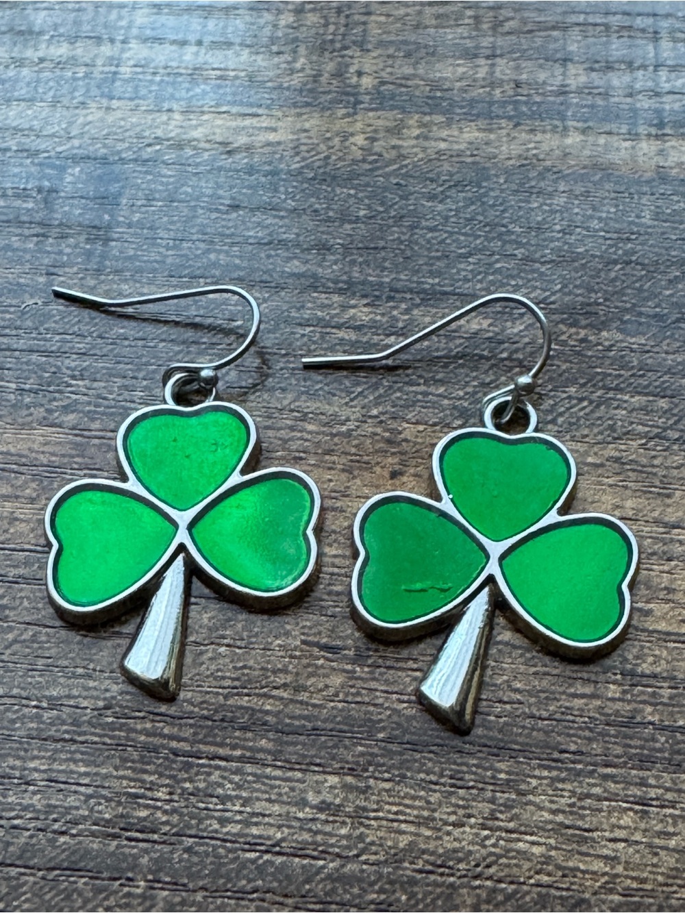 Green Shamrock Clover Silver Tone Dangle Earrings St Patricks New
